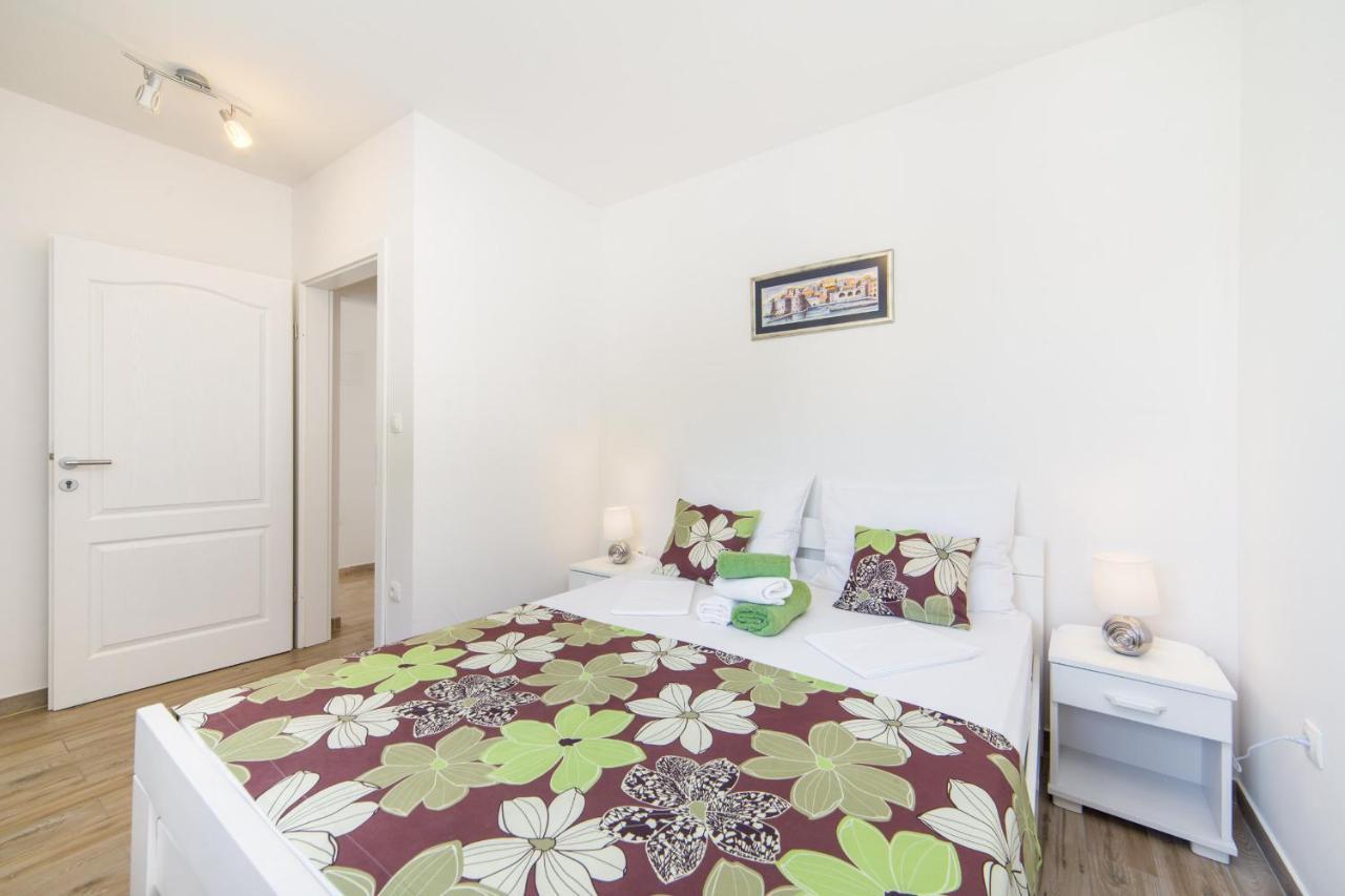 Apartments Masa Veliko Brdo  Extérieur photo